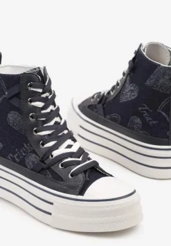 Granatowe Trampki na Platformie z Wysoką Cholewką i Wzorem Serc Aviriss