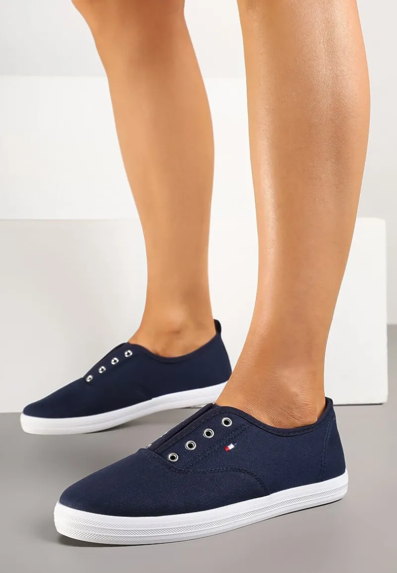 Granatowe Wsuwane Tenisówki w Casualowym Stylu Sepessa