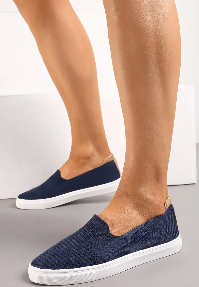 Granatowe Wsuwane Tenisówki Ozdobione Wstawką z Ekoskóry na Zapiętku Eliriaba