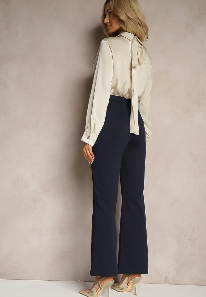 Granatowo-Beżowy Kombinezon z Koszulową Górą Zdobiony Wiązaniem i Eleganckimi Guzikami Eliti