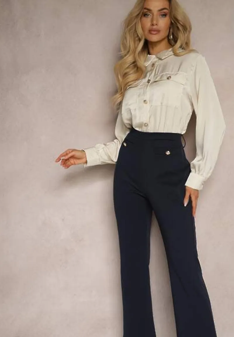 Granatowo-Beżowy Kombinezon z Koszulową Górą Zdobiony Wiązaniem i Eleganckimi Guzikami Eliti