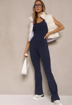 Granatowy Kombinezon Taliowany z Wycięciem na Plecach i Usztywnianymi Miseczkami Senimi