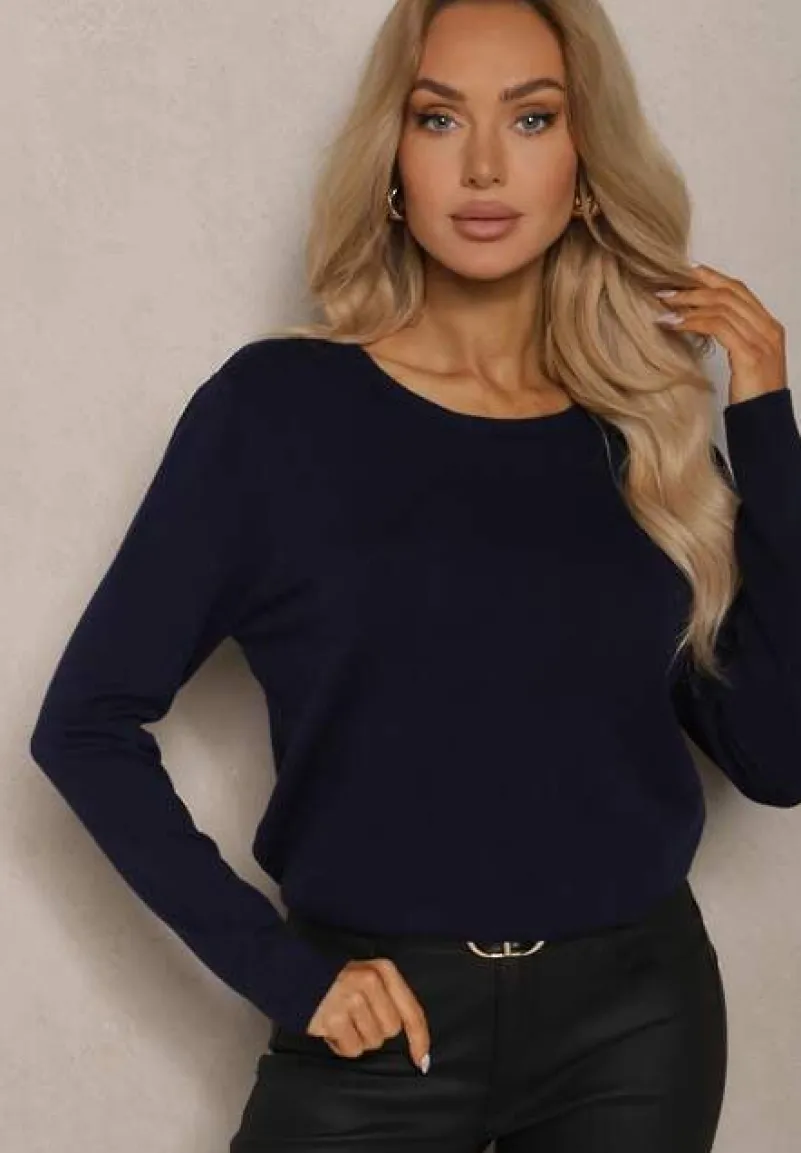 Granatowy Sweter o Klasycznym Kroju Irilians