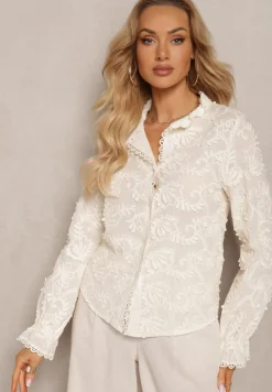 Jasnobeżowa Bawełniana Casualowa Koszula Ozdobiona Haftem i Guzikami Blilasa