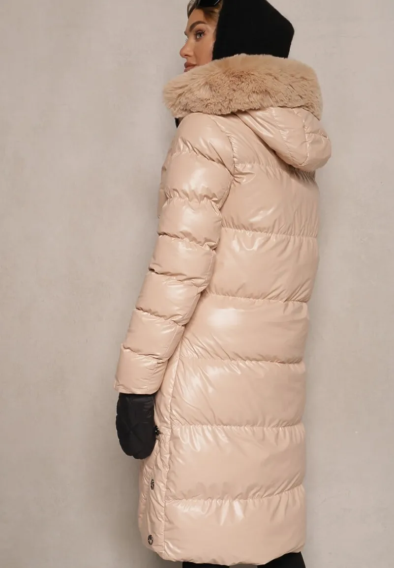 Jasnobeżowa Długa Kurtka Pikowana z Kapturem i Odpinanym Futerkiem Semivin