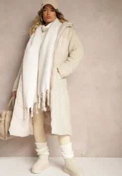 Jasnobeżowa Długa Kurtka z Kapturem o Dwustronnym Kroju z Pikowaniem i Futrzaną Podszewką Ilvirra