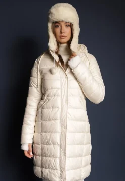 Jasnobeżowa Długa Kurtka z Kapturem i Dwustronnym Suwakiem Zdobiona Pikowaniem Sanvela