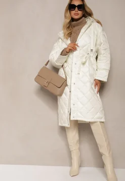 Jasnobeżowa Długa Kurtka z Kapturem i Paskiem w Talii Zdobiona Pikowanymi Przeszyciami Nikilya