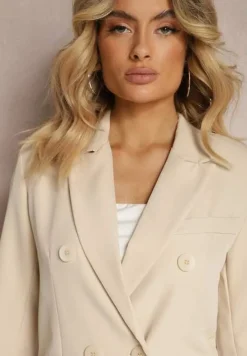 Jasnobeżowa Dwurzędowa Marynarka z Ozdobnymi Klapami Elizabeto