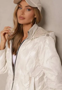 Jasnobeżowa Dwustronna Kurtka z Pikowanymi Przeszyciami i Odpinanym Kapturem Zelirelle