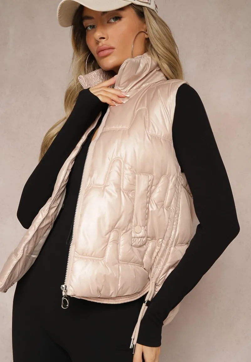 Jasnobeżowa Kamizelka Pikowana Ozdobiona Troczkami i Stójką Terinora