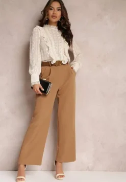 Jasnobeżowa Koronkowa Bluzka z Falbankami i Metaliczną Nitką Otha