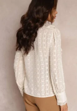 Jasnobeżowa Koronkowa Bluzka z Falbankami i Metaliczną Nitką Otha