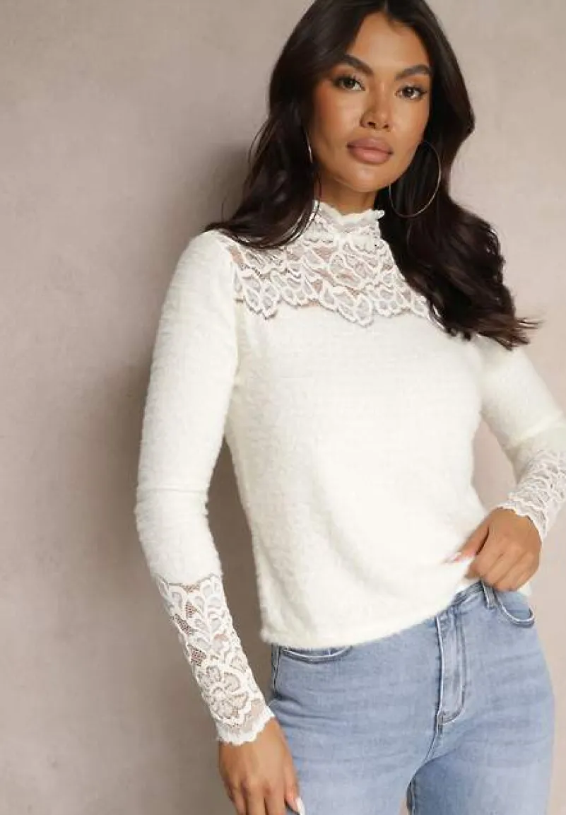 Jasnobeżowa Koronkowa Bluzka z Golfem Olvesin