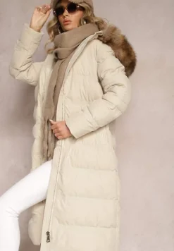 Jasnobeżowa Kurtka Płaszcz z Poziomym Pikowaniem i Kapturem z Futerkiem Eclissi