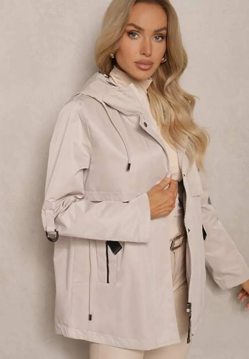Jasnobeżowa Kurtka Typu Parka z Troczkami w Talii Kapturem i Kieszeniami Kaivara