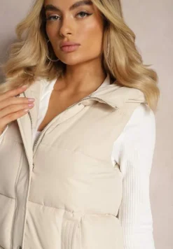 Jasnobeżowa Pikowana Kamizelka z Kapturem i Napami Dinesta