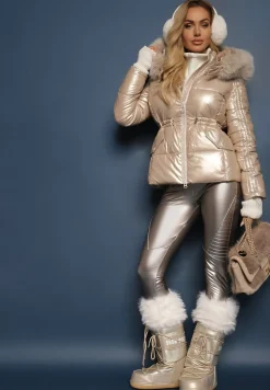 Jasnobeżowa Pikowana Kurtka z Szerokim Kapturem z Futrzanym Kołnierzem Domenica