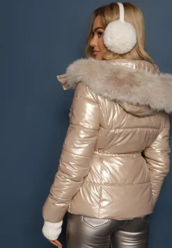 Jasnobeżowa Pikowana Kurtka z Szerokim Kapturem z Futrzanym Kołnierzem Domenica