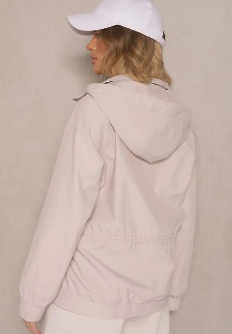 Jasnobeżowa Pudełkowa Kurtka o Kroju Parki ze Ściągaczem i Kapturem Sesailis