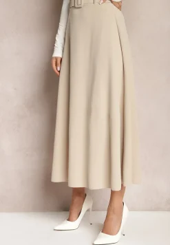 Jasnobeżowa Rozkloszowana Spódnica Maxi z Paskiem i Klamrą Adlirca