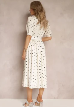 Jasnobeżowa Rozkloszowana Sukienka Midi z Gumką w Pasie i Ozdobnym Paskiem z Klamrą Abennita