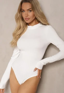 Jasnobeżowe Body Prążkowane z Guzikami i Wycięciem na Plecach Lobrene