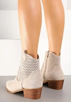 Jasnobeżowe Botki Kowbojki Vices na Słupku z Ażurową Cholewką Elfedi