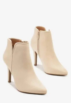 Jasnobeżowe Botki na Szpilce ze Szpiczastym Noskiem Yegene