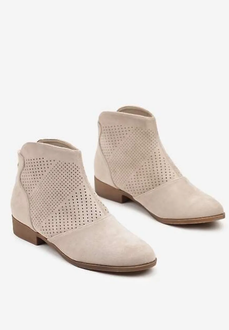 Jasnobeżowe Botki Vices z Ekozamszu z Ażurową Cholewką Selianae