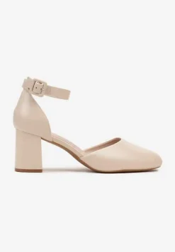 Jasnobeżowe Czółenka na Słupku ze Skórzaną Wkładką Ozdobione Paskiem przy Kostce Clarissara