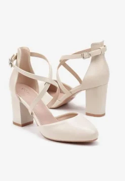 Jasnobeżowe Eleganckie Czółenka z Ozdobnymi Paseczkami na Krzyż z Klamerką Vaitaelle