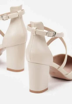 Jasnobeżowe Eleganckie Czółenka z Ozdobnymi Paseczkami na Krzyż z Klamerką Vaitaelle