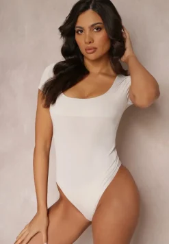 Jasnobeżowe Gładkie Body z Krótkimi Rękawami Divinua