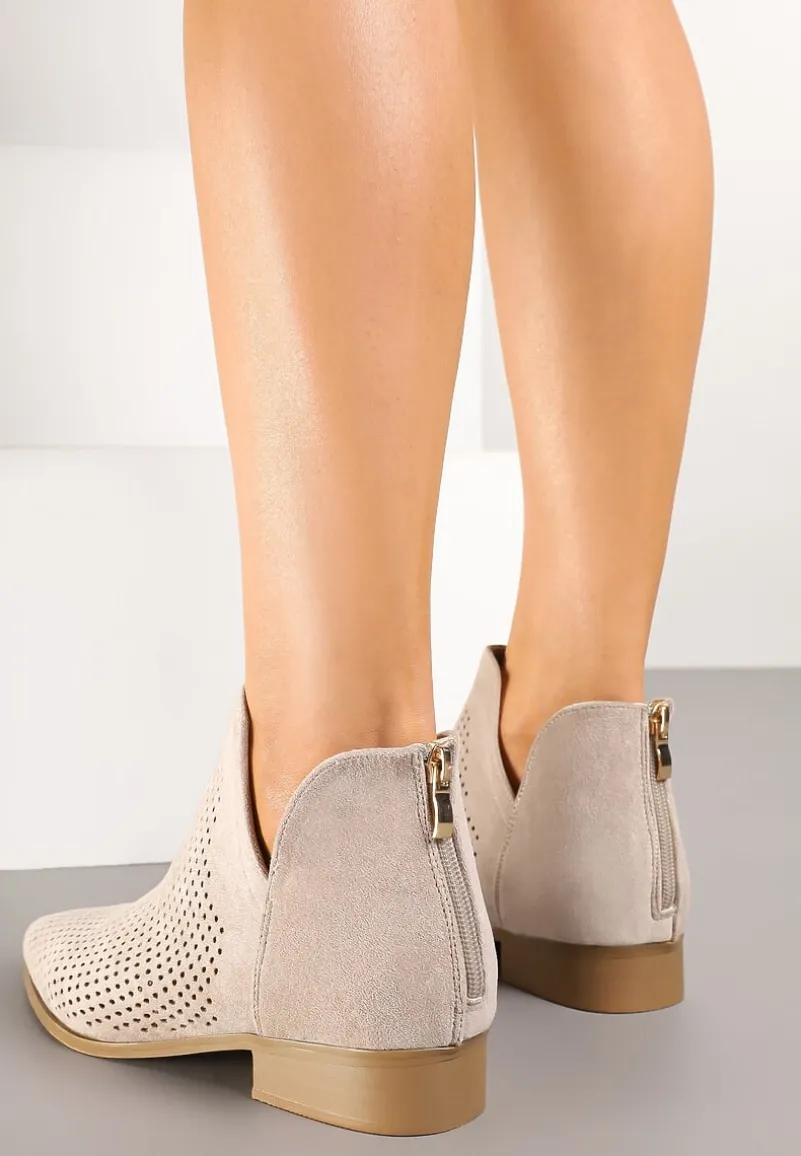 Jasnobeżowe Płaskie Botki Vices z Ażurową Cholewką Ozdobione Wycięciem Selanis