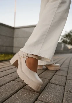 Jasnobeżowe Półbuty na Platformie i Słupku w Stylu Mary Jane ze Sprzączką Rivora