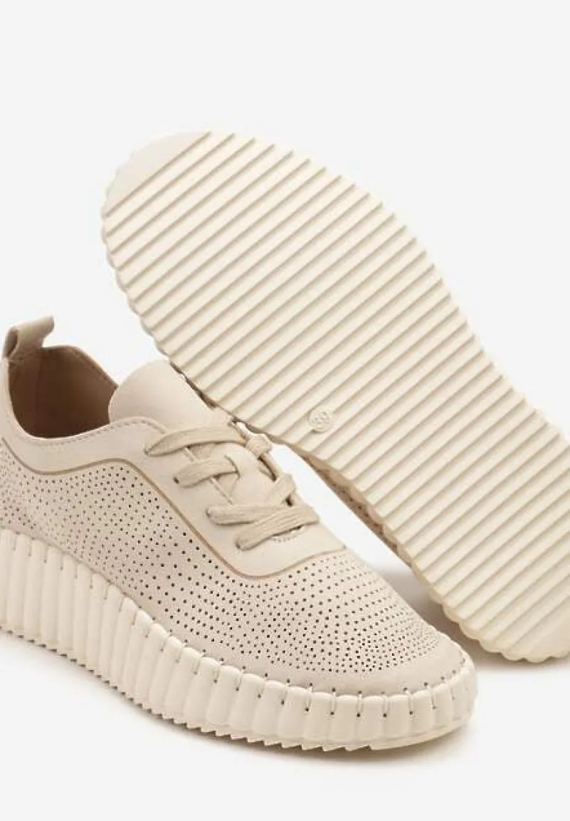 Jasnobeżowe Sneakersy na Tłoczonej Platformie z Ażurową Cholewką Ronfira