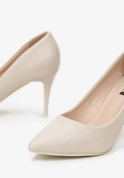 Jasnobeżowe Szpilki z Migdałkowym Noskiem Lasitta