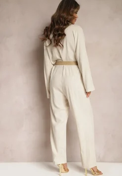 Jasnobeżowy Kombinezon z Paskiem z Plecionki Kopertową Górą i Zwężającymi się Nogawkami Avnja