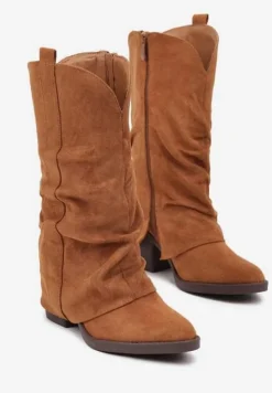 Jasnobrązowe Botki na Stożku w Stylu Kowbojek Ozdobione Wywiniętą Cholewką Vairea