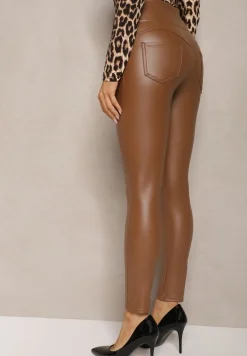 Jasnobrązowe Legginsy z Ekoskóry High Waist z Imitacjami Kieszeni Salabria