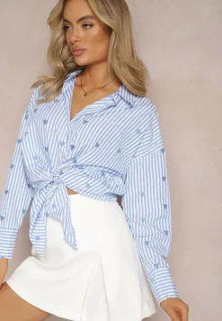 Jasnoniebieska Bawełniana Koszula Ozdobiona Wzorem w Cienkie Paski i Serduszka Vatille