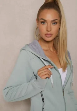 Jasnoniebieska Bluza Wyściełana Polarem z Kapturem i Kieszeniami Ivalissa