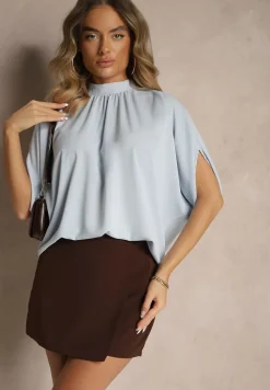 Jasnoniebieska Bluzka o Kroju Nietoperza z Wiązaniem Rinwenna