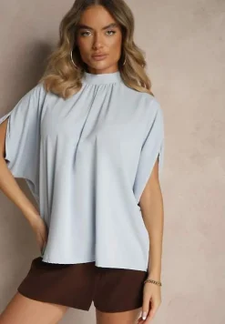 Jasnoniebieska Bluzka o Kroju Nietoperza z Wiązaniem Rinwenna