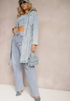 Jasnoniebieska Długa Kurtka Jeansowa z Bawełny z Przetarciami i Troczkiem w Talii Rileni