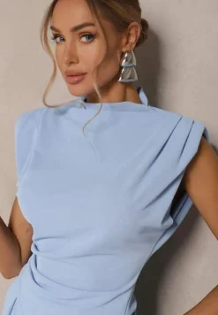 Jasnoniebieski Komplet Bluzka z Poduszkami w Ramionach i Proste Spodnie z Gumką w Pasie Divanes