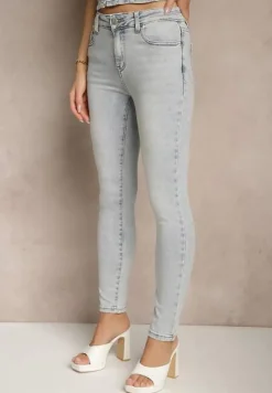 Jasnoniebieskie Casualowe Jeansy Slim Regular Nairionis