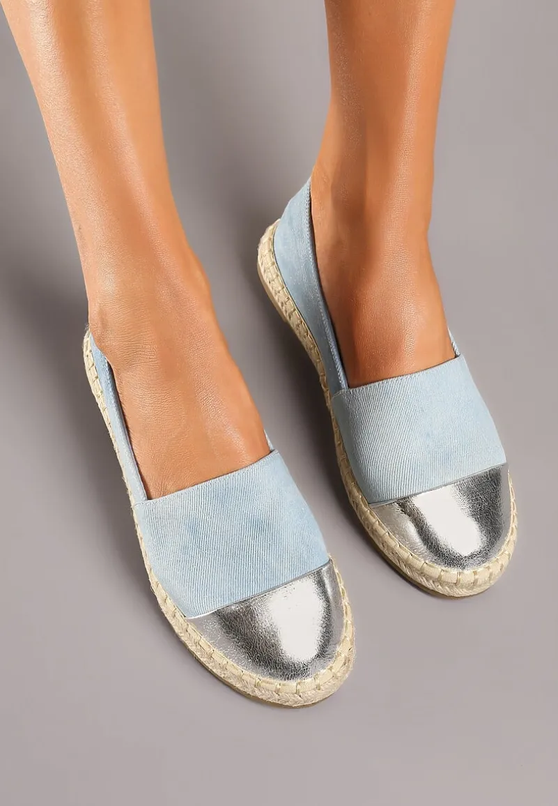 Jasnoniebieskie Espadryle z Ozdobnym Noskiem na Plecionej Podeszwie Effiel