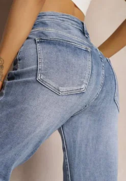 Jasnoniebieskie Jeansy Regular z Bawełny Ozdobione Połyskiem z Podwijanymi Nogawkami Frisala